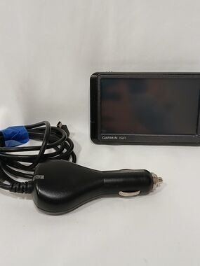 Garmin Nuvi 255W GPS Navigation Unit Bundle With Power Supply Car Charger Works